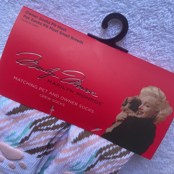 Marilyn Monroe Matching Pet and Owner Crew Socks - Picture 3 of 7